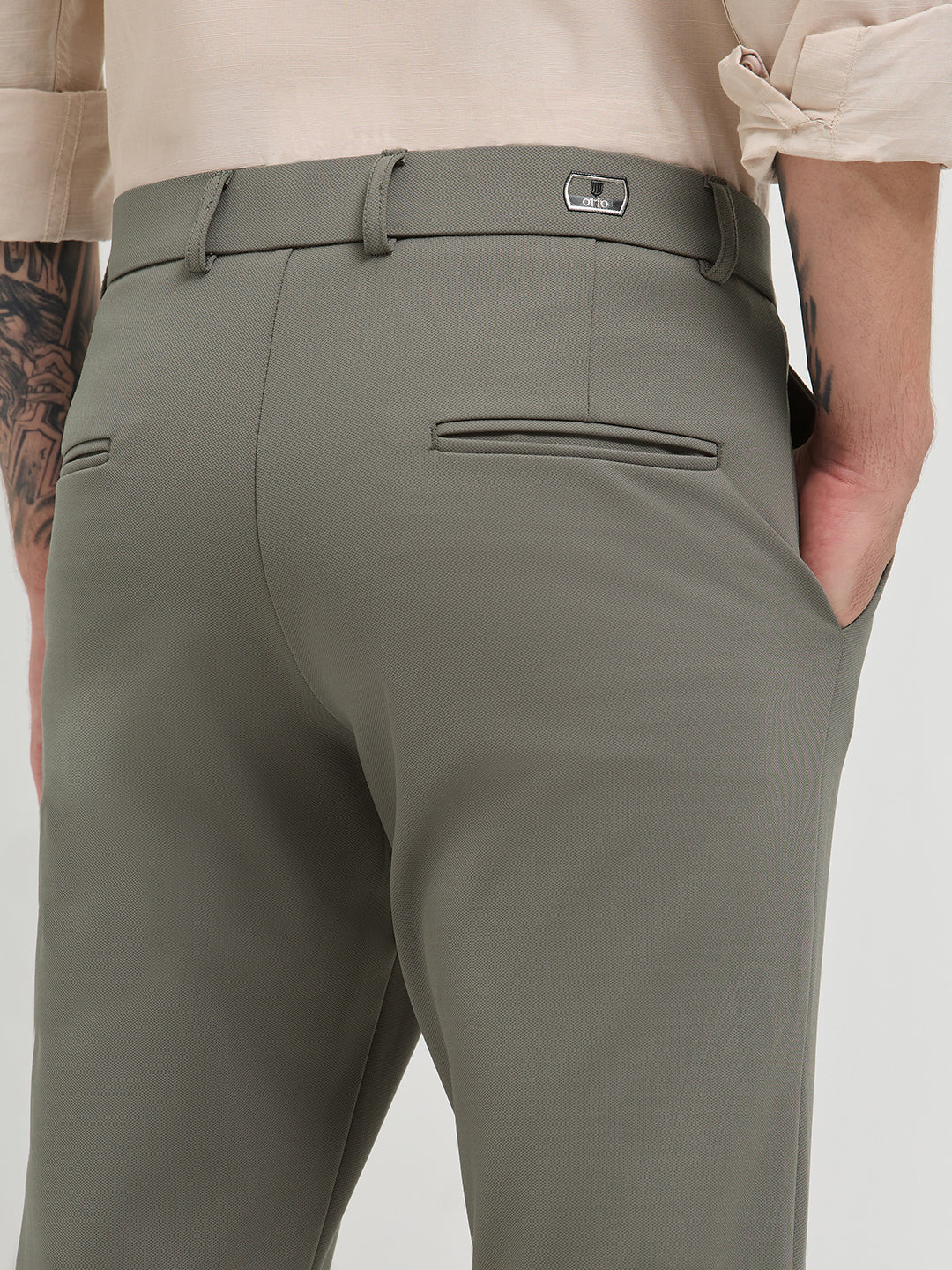Pista Green Solid Casual Trousers