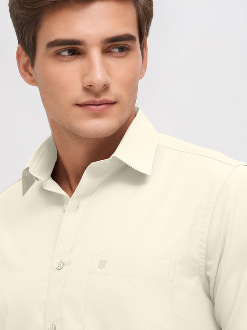 Pale White Solid Formal Shirt