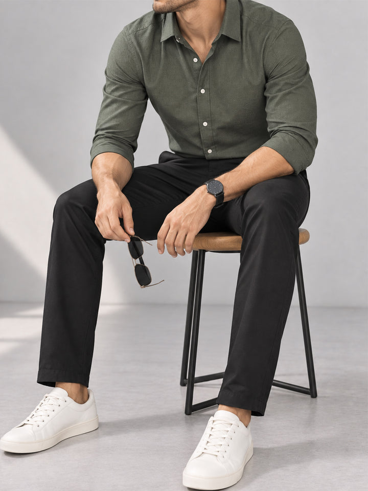 Dark Black Solid Casual Trousers