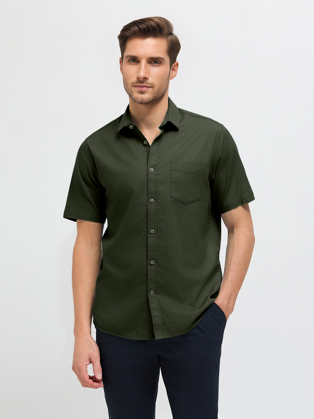 Jet Black Green Solid Casual Shirt