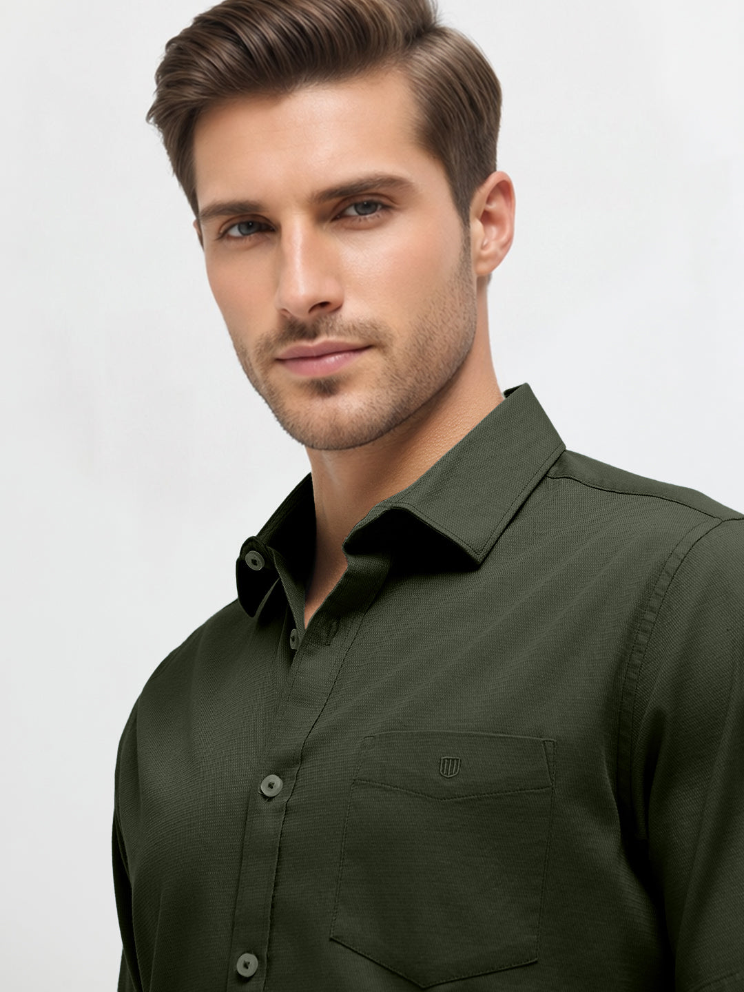 Jet Black Green Solid Casual Shirt