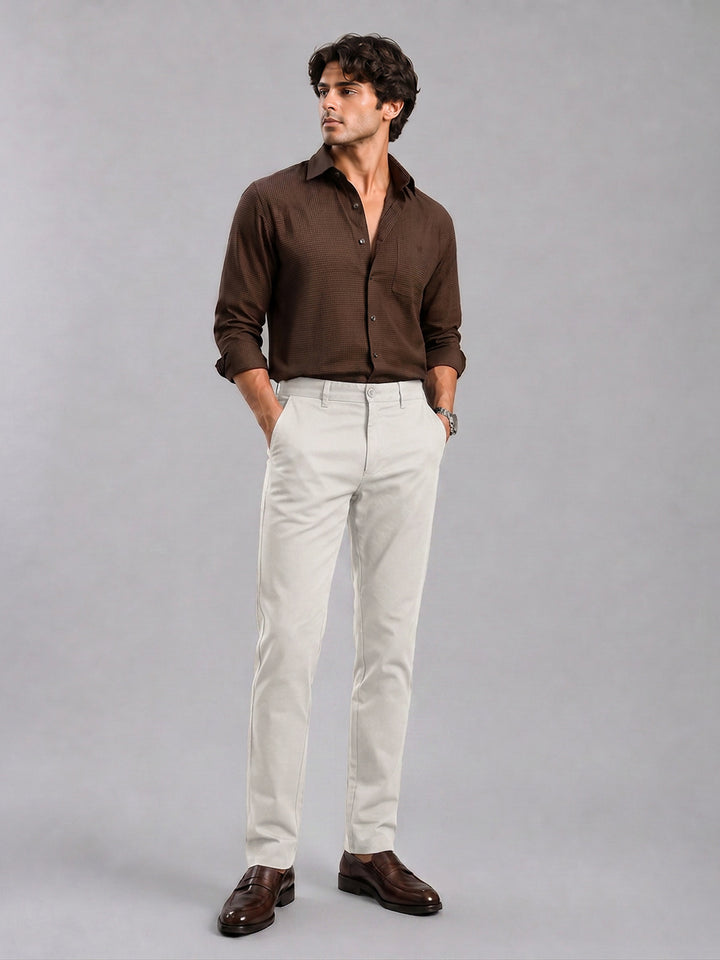 White Solid Casual Trousers