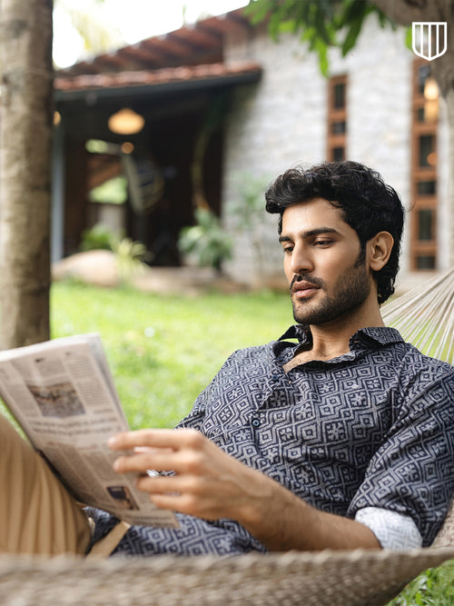 Navy Blue Geometric Printed Casual Shirt