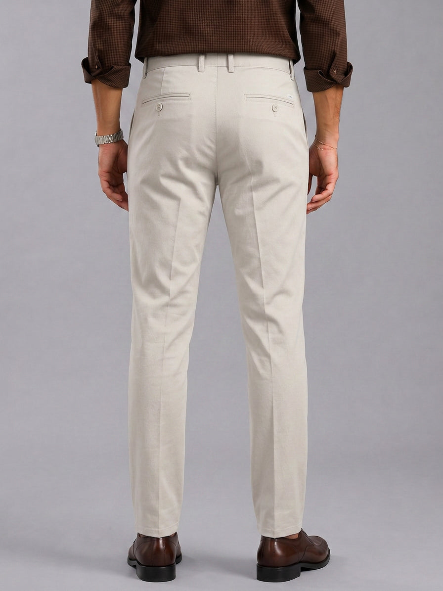 White Solid Casual Trousers