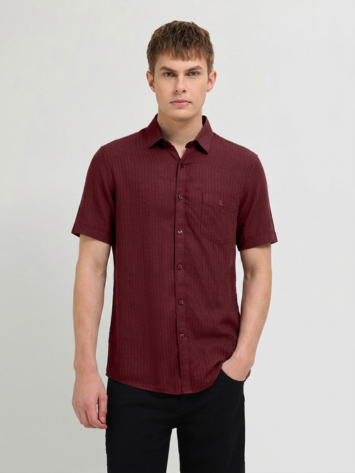 Velvet Red Solid Casual Shirt