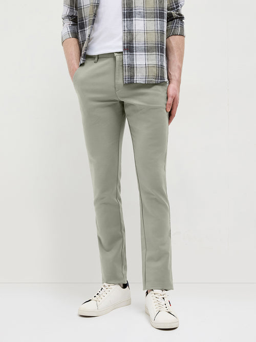 Pista Green Solid Casual Trousers