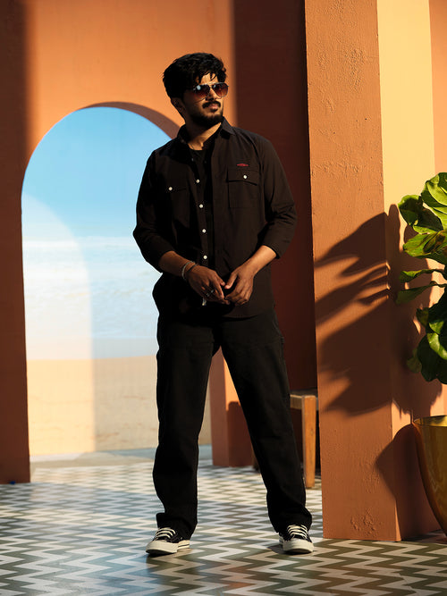 Classic Black Urban Casual Shirt With Dual Pockets