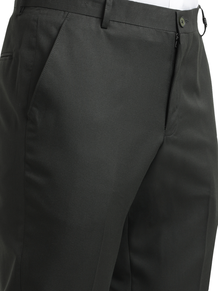 Relaxed fit trousers for men