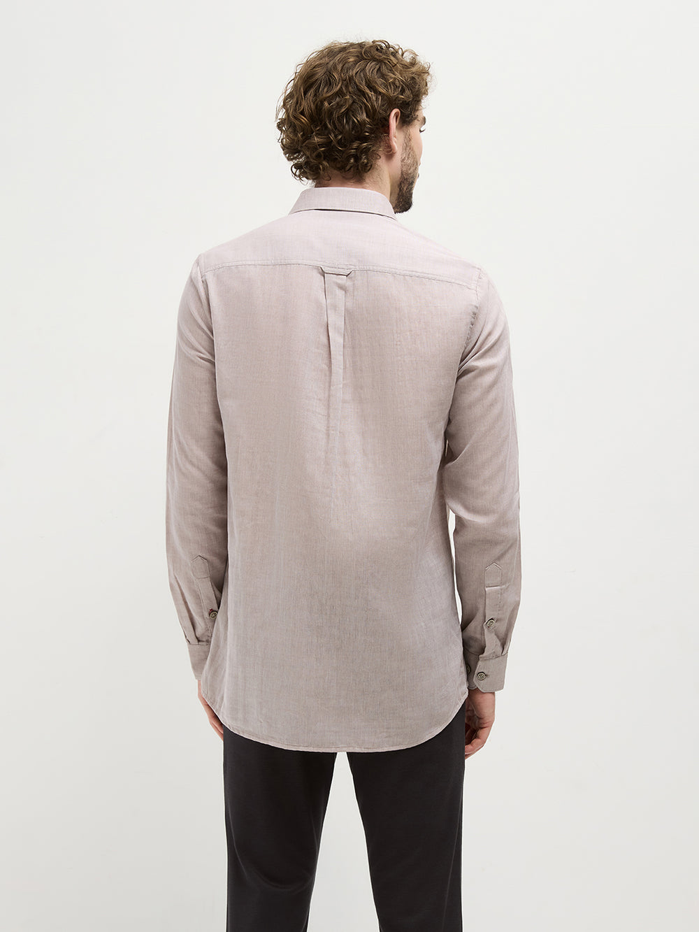beige long sleeve shirt