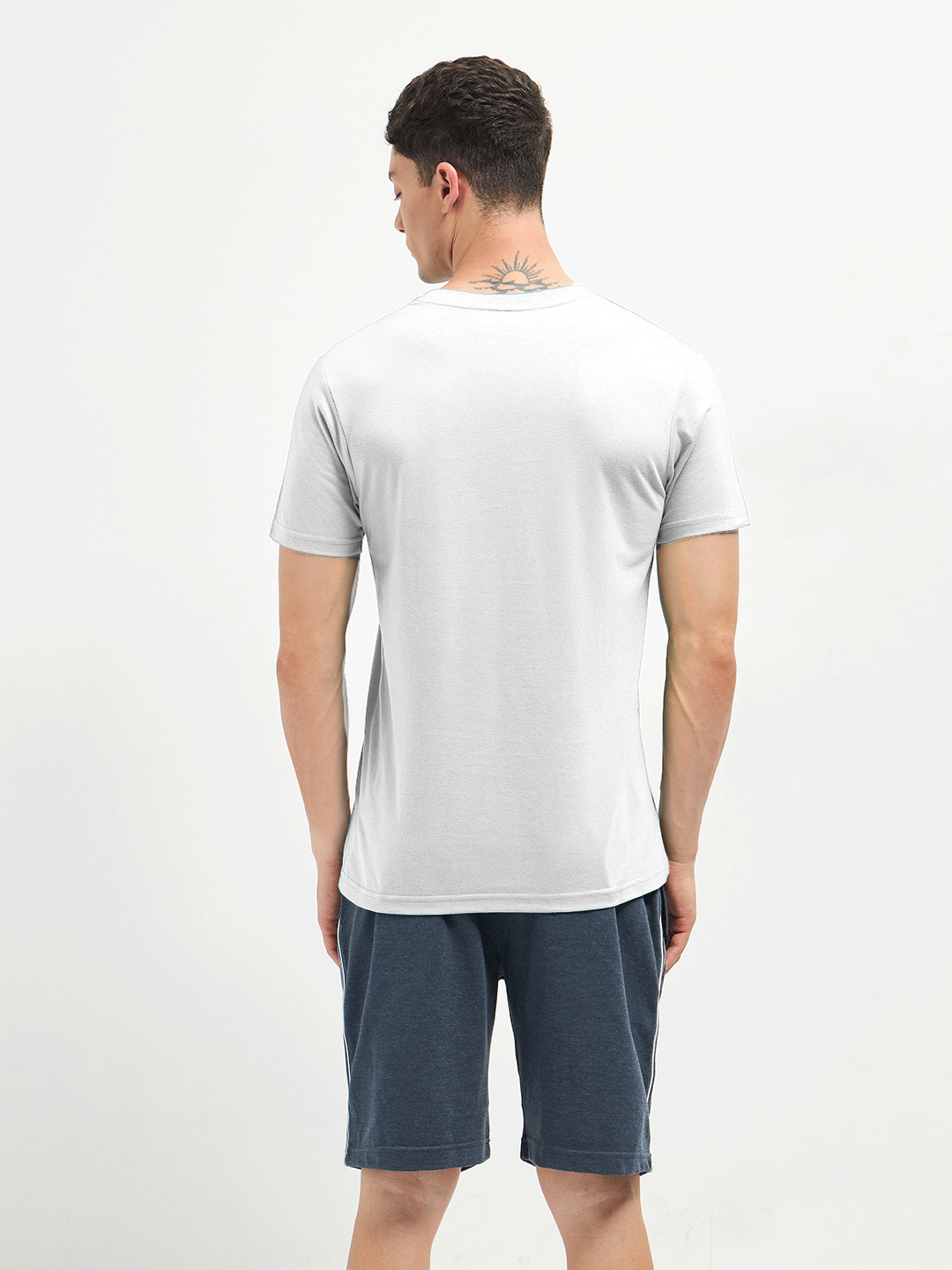 best white v neck tshirt