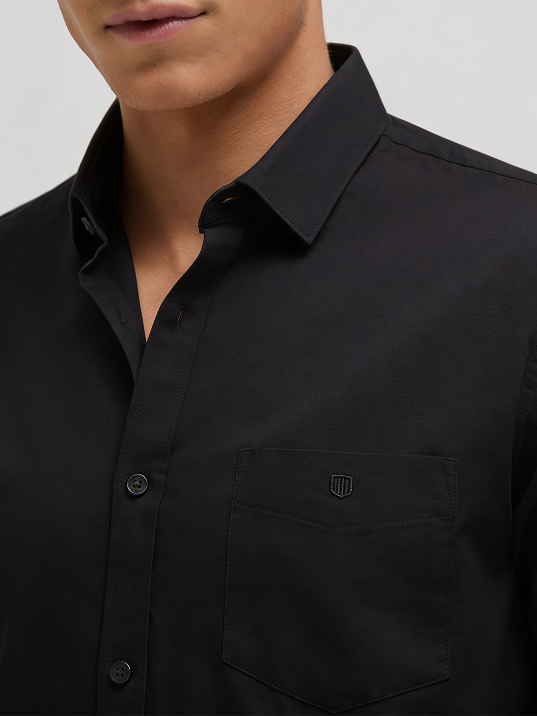 black shirt for men
