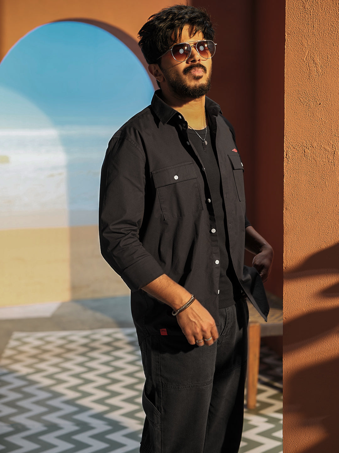 black casual shirt for men
