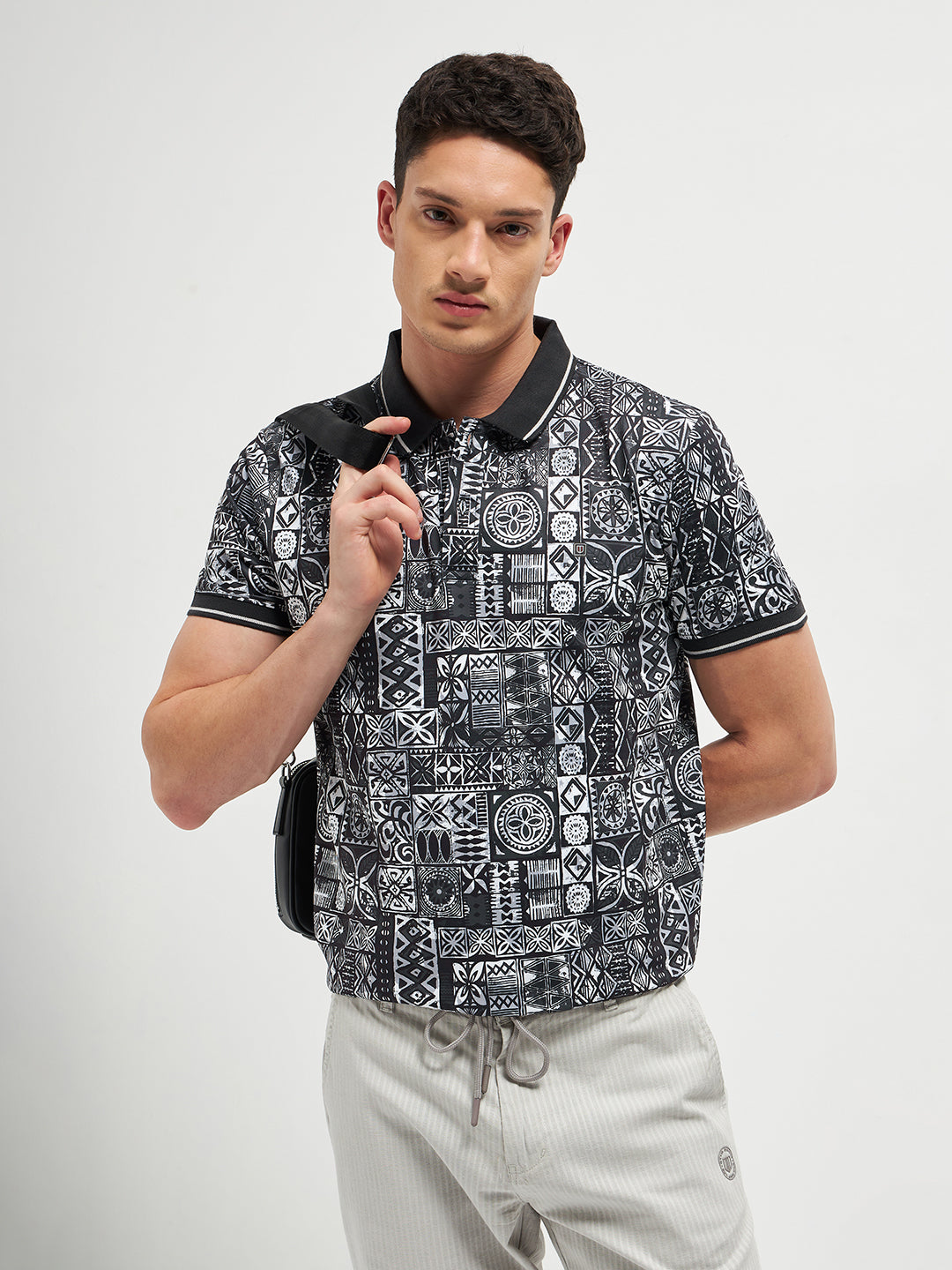 black t shirt men's fashion