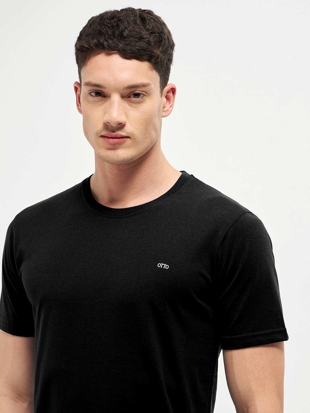 black t shirt men's fashion