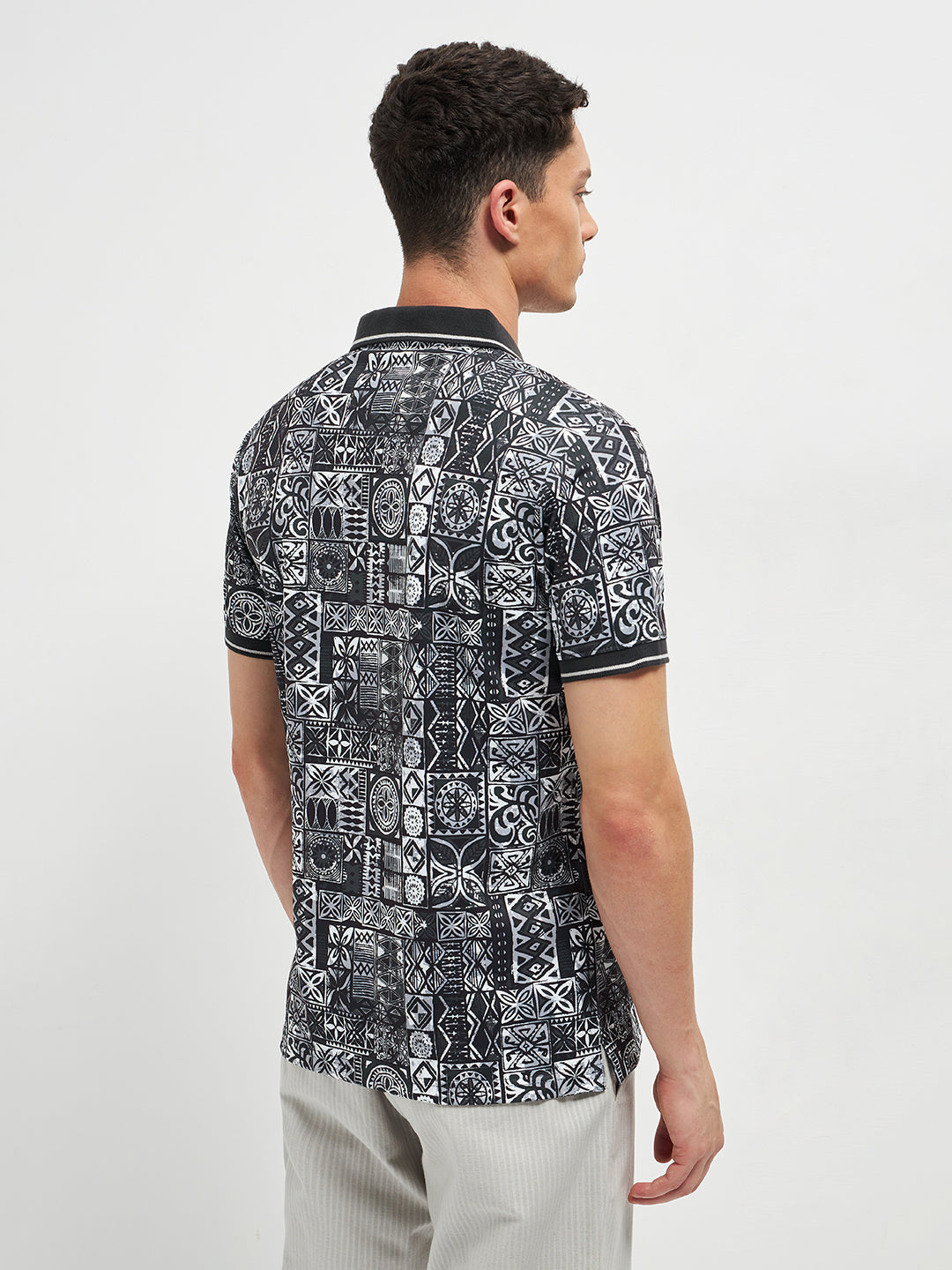 branded black t shirt