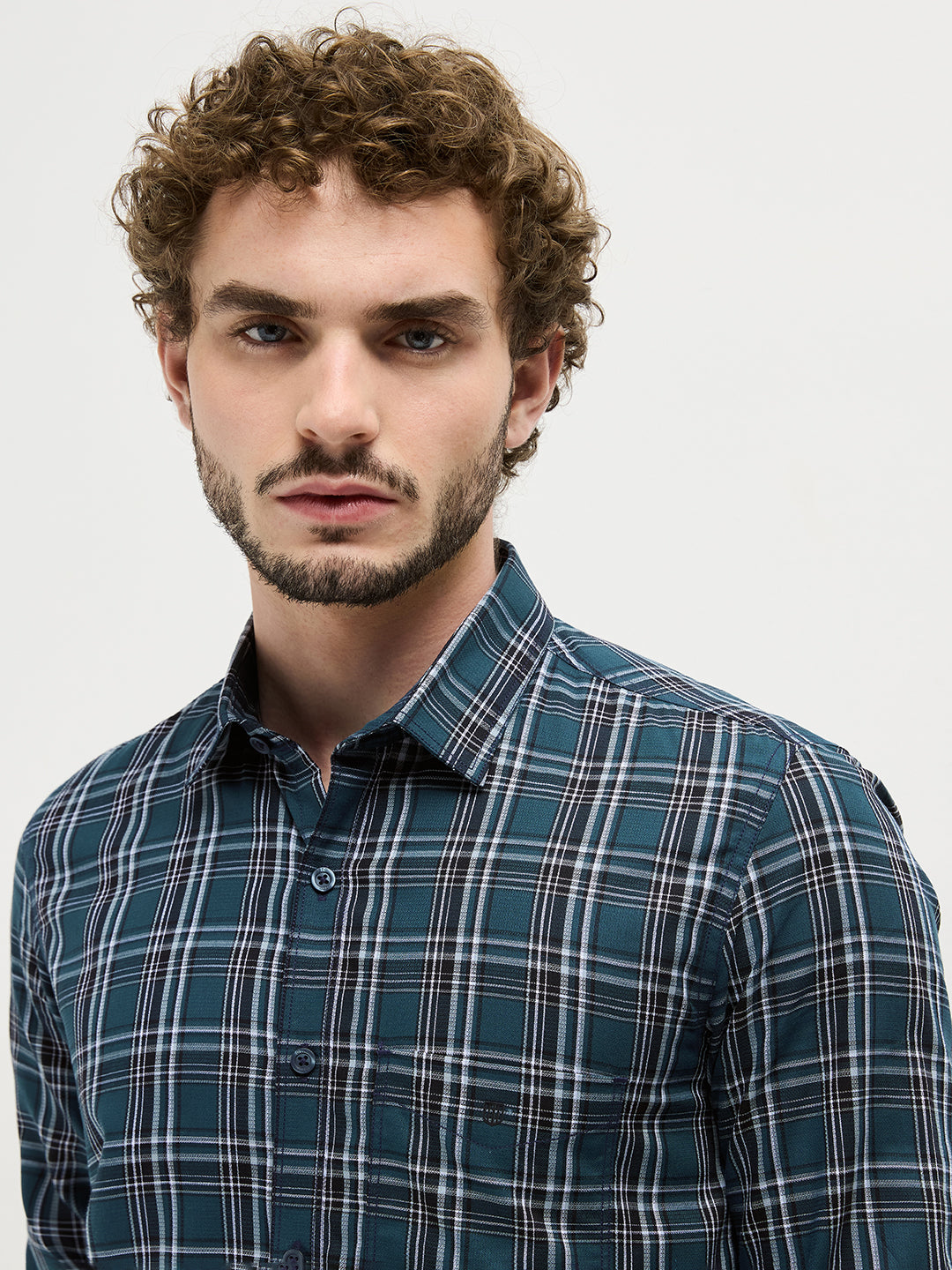green shirt men