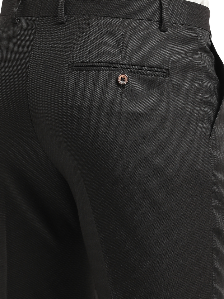 latest trousers for men
