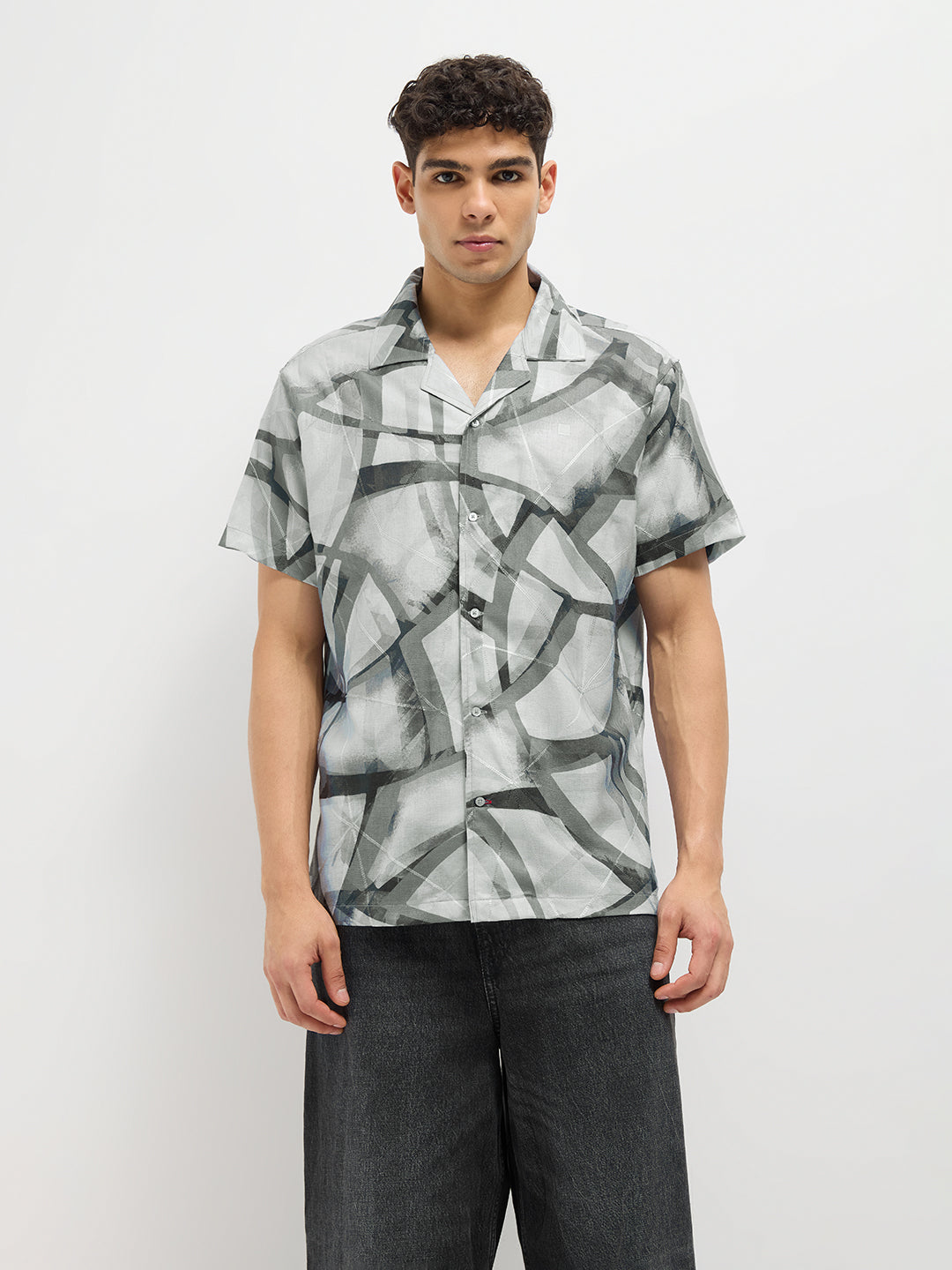 line printed shirt