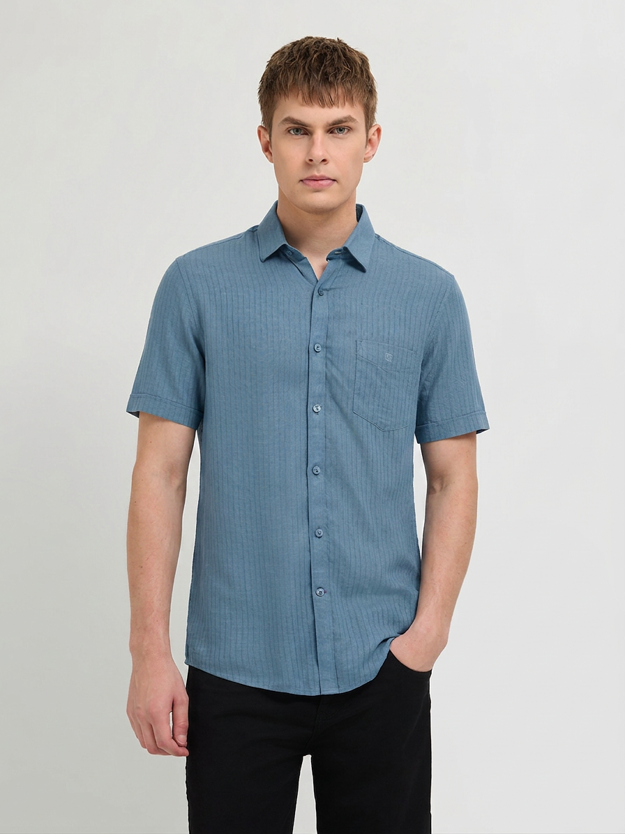 Thunder Blue Solid Casual Shirt