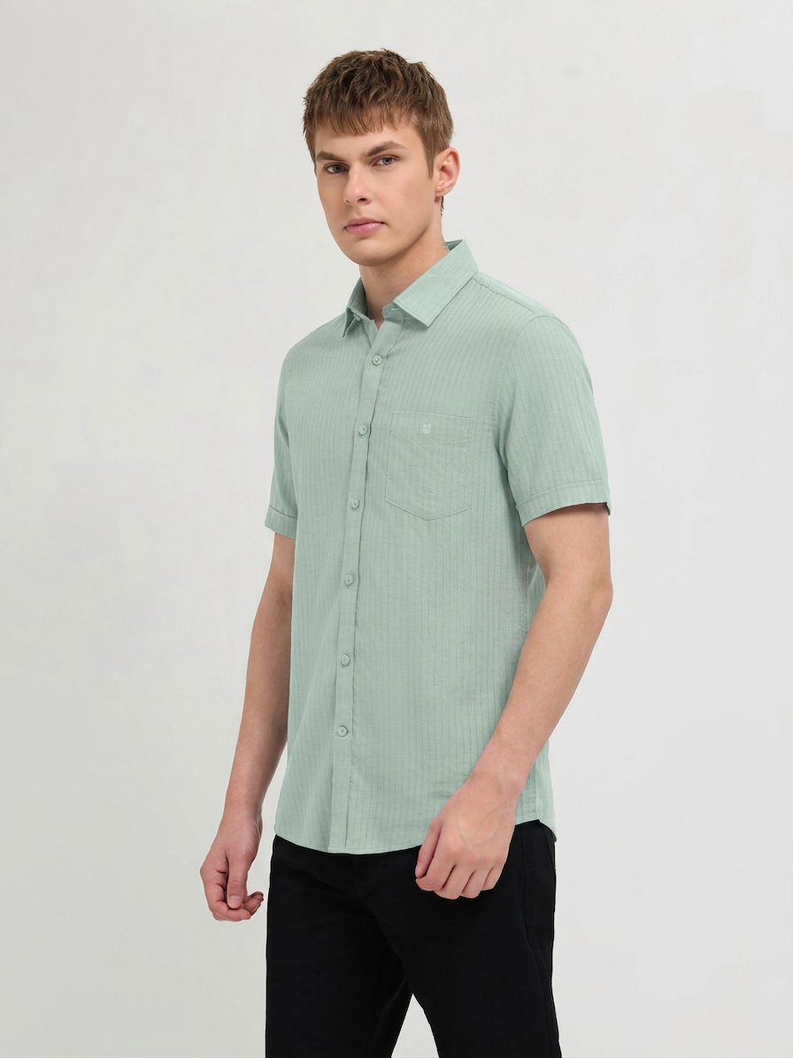 Grass Green Solid Casual Shirt