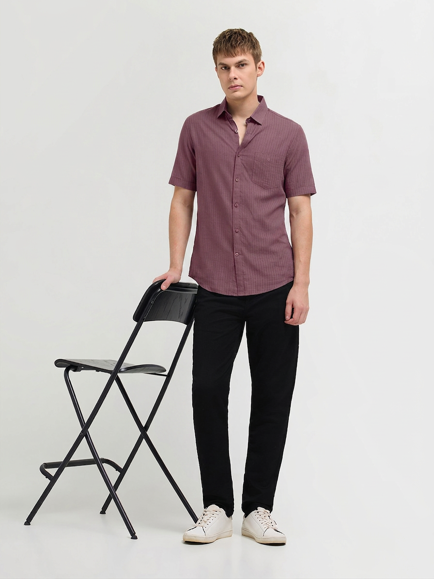 Rustic Plum Solid Casual Shirt