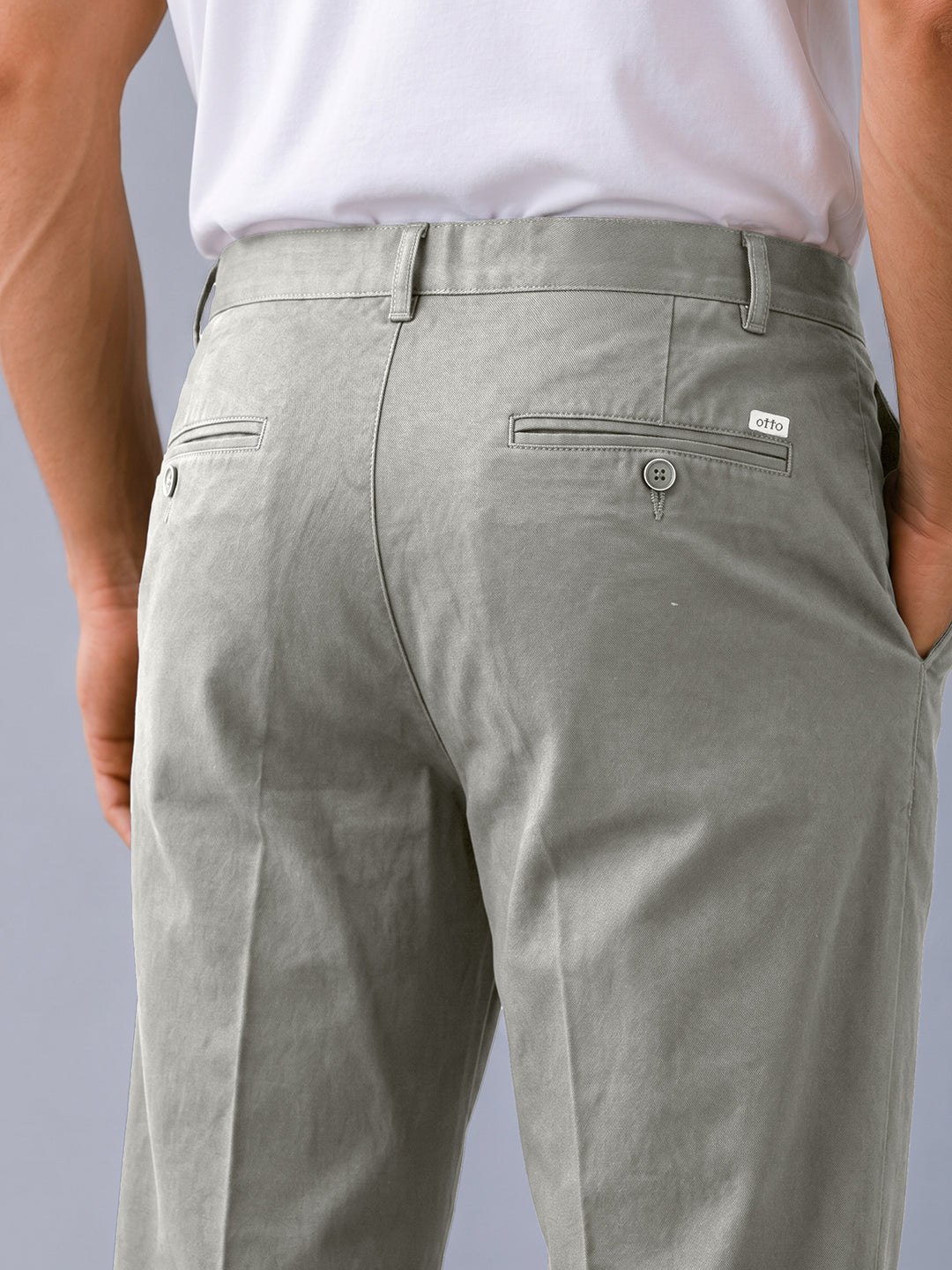 Dusty Grey Solid Casual Trousers