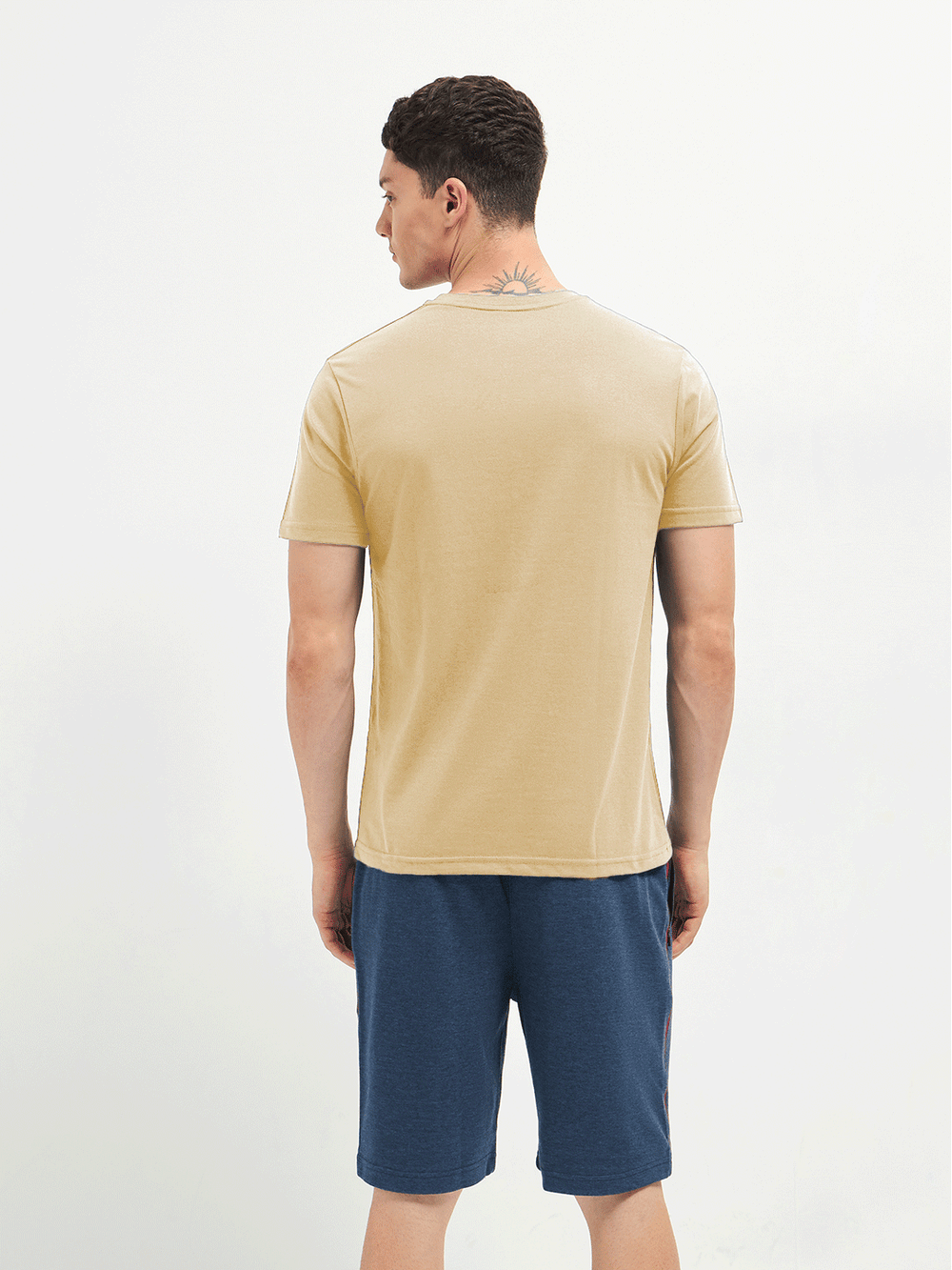mens crew neck t shirts