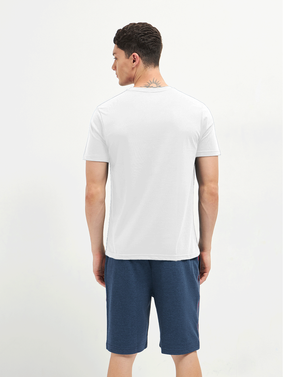 mens white crew neck t shirt