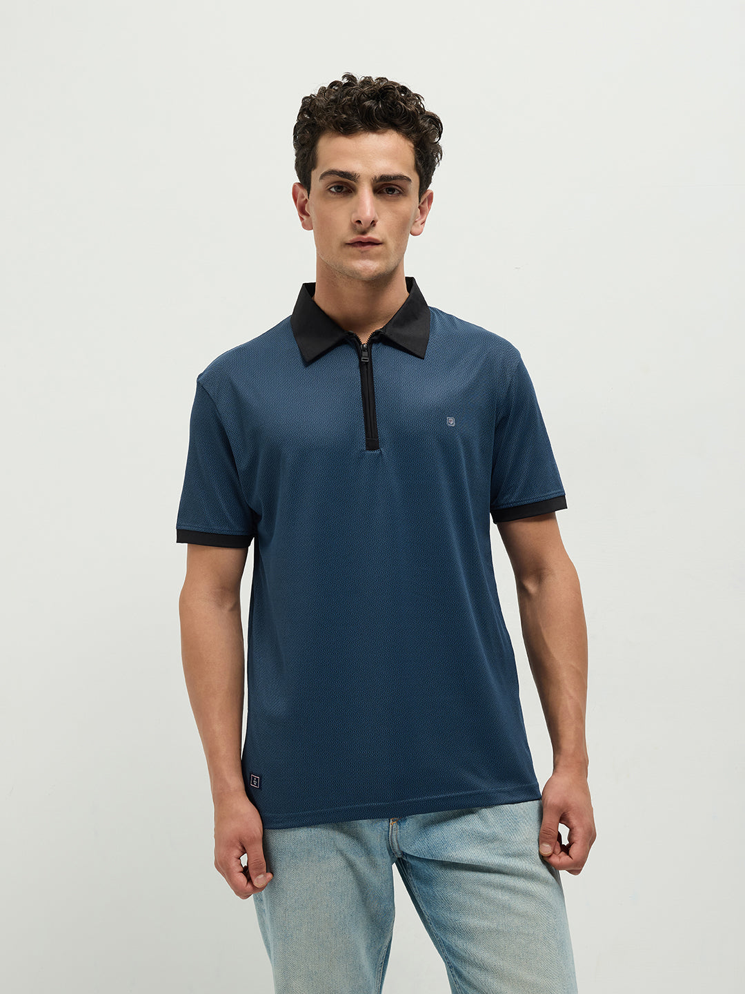 navy blue t shirt