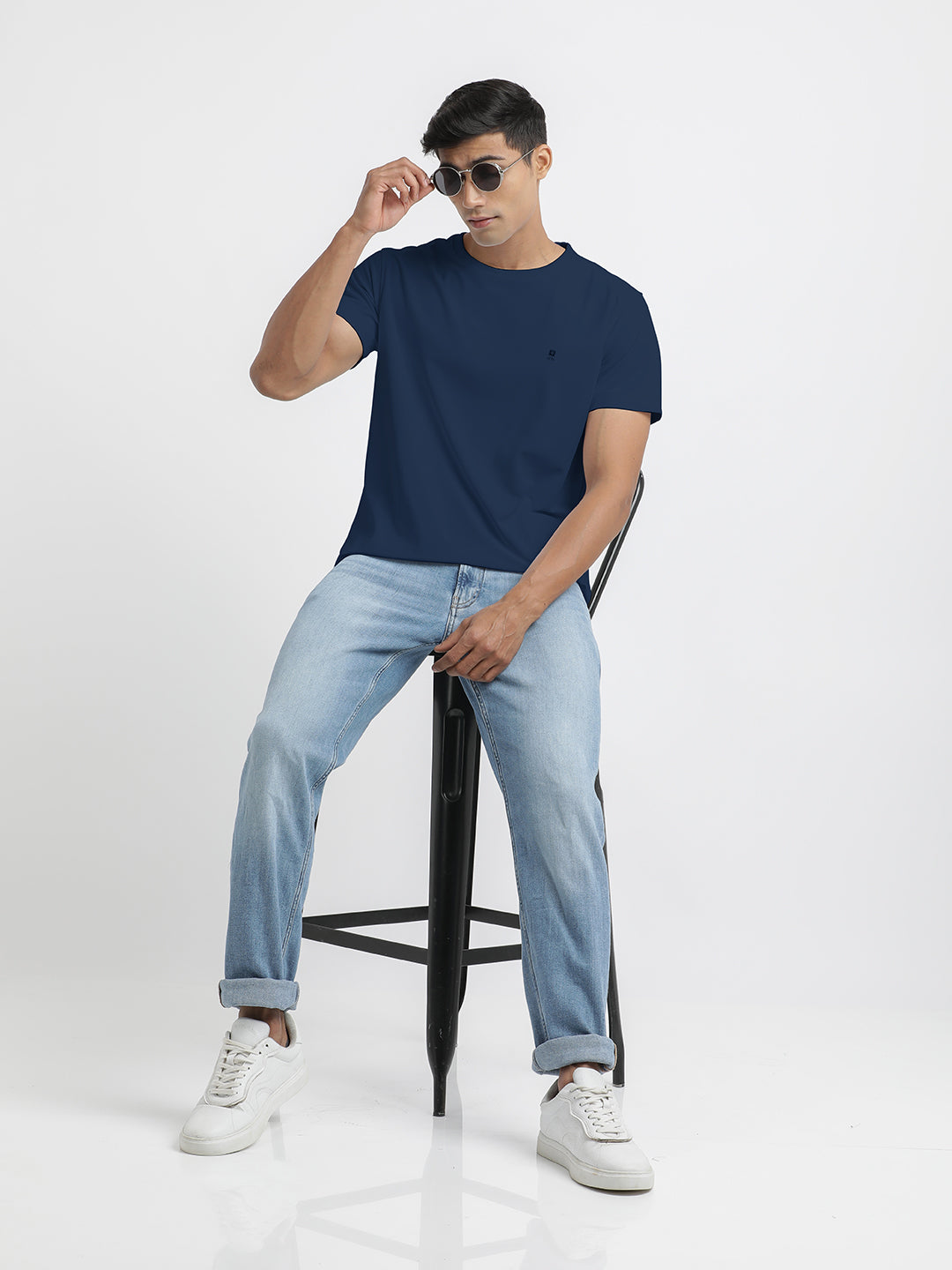 navy crew neck t shirt