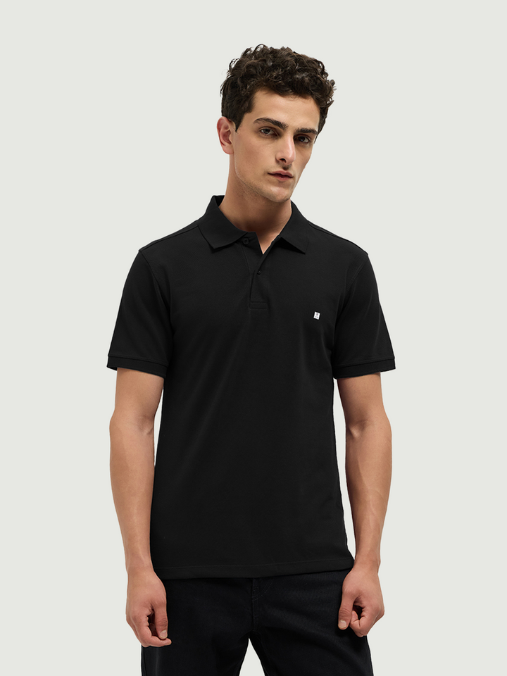 plain black collar t shirt