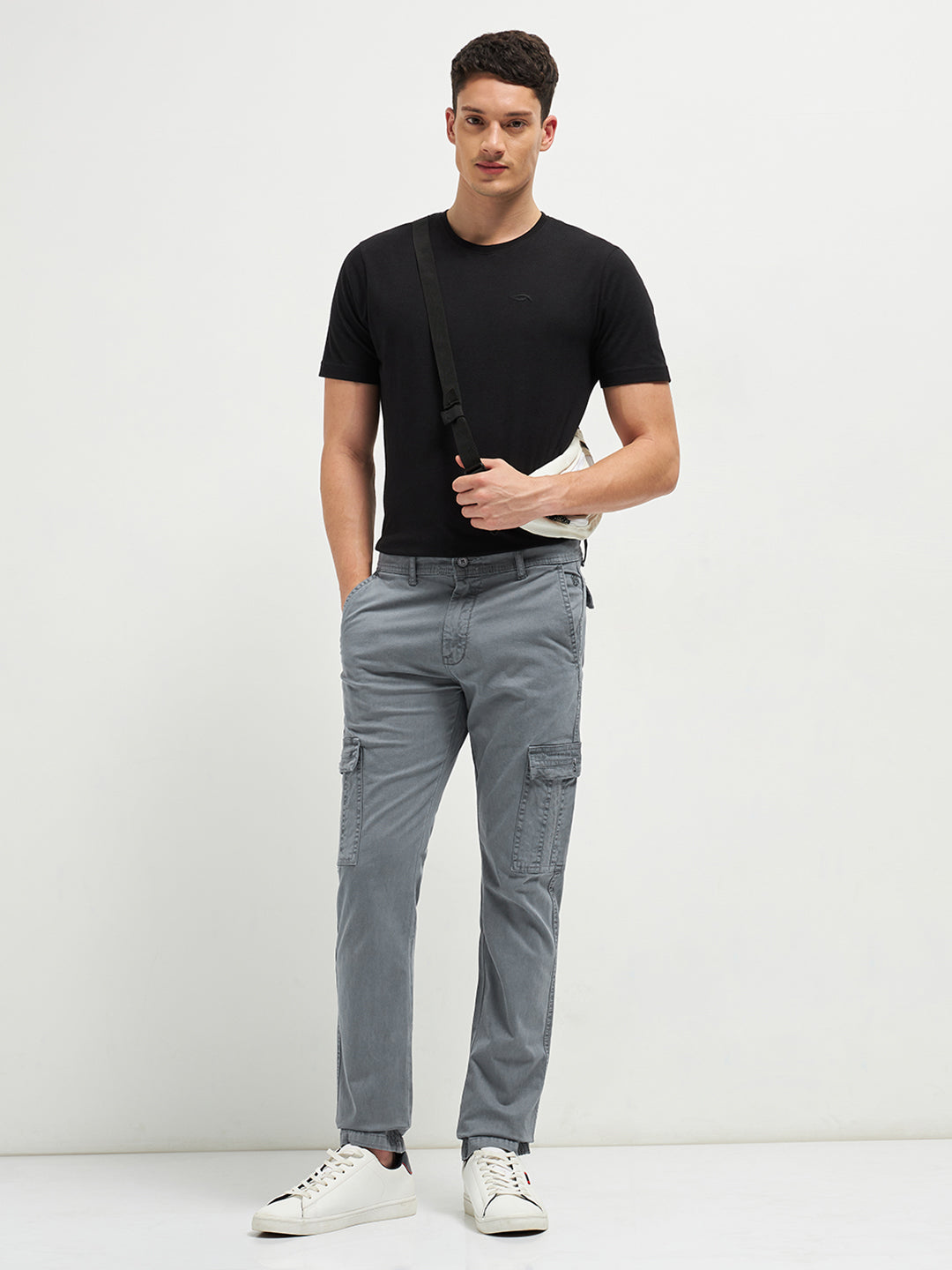 regular fit trousers