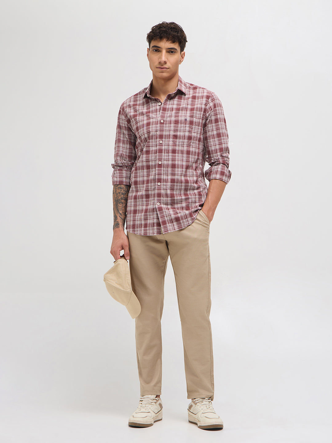 rose red shirt