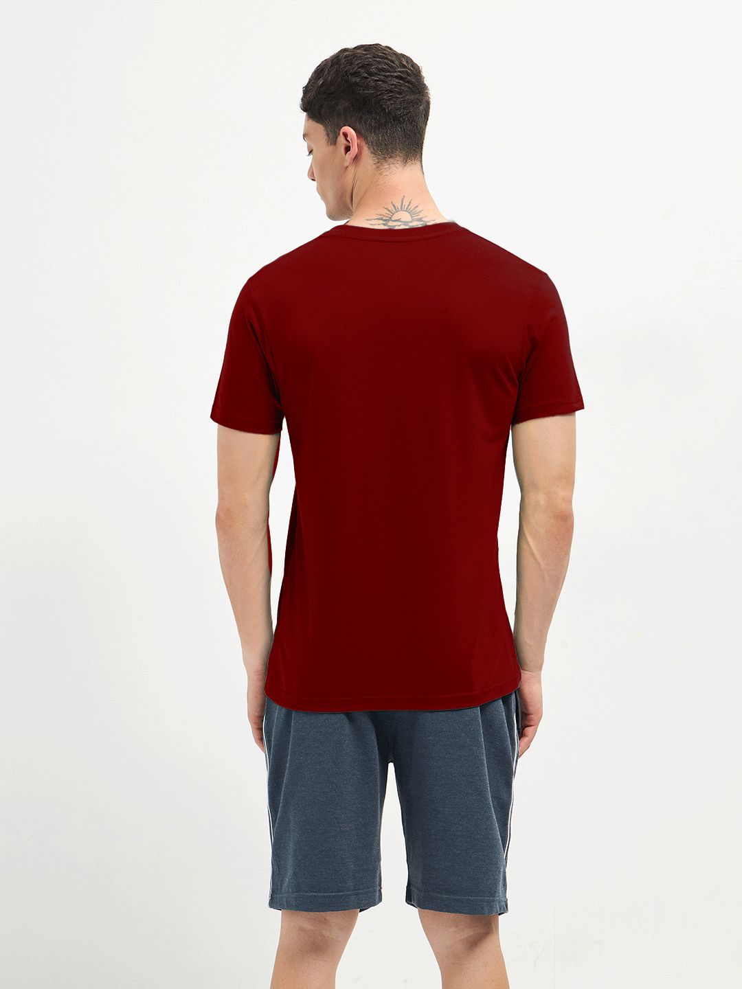 v neck t shirt red