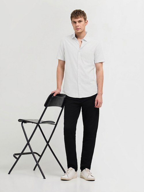 Royal White Solid Casual Shirt