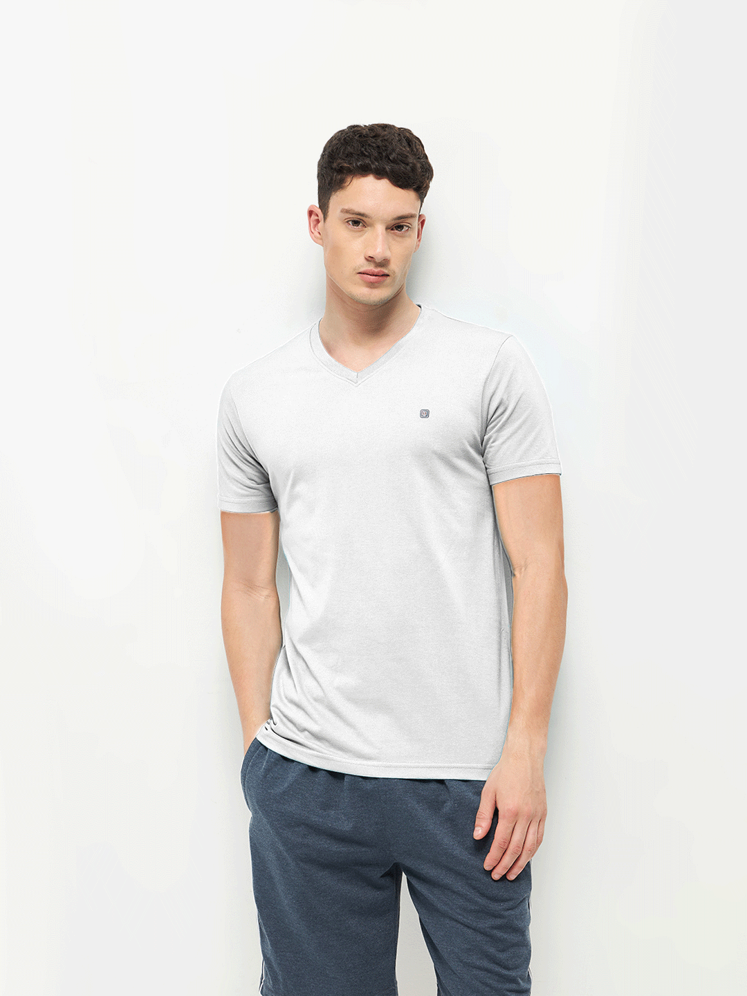 white v neck t shirt